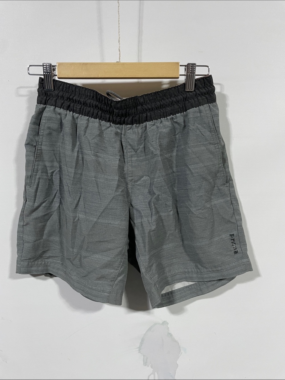 Prana Men's Heather Gray Athletic Shorts with Black Logo